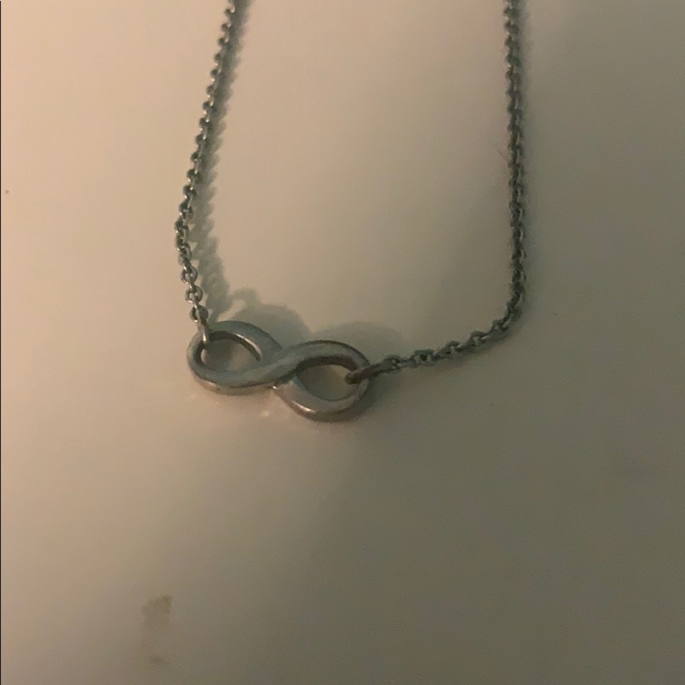 Infinity necklace - Picture 2 of 2
